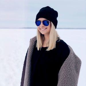 Meet your Posher, Nieve